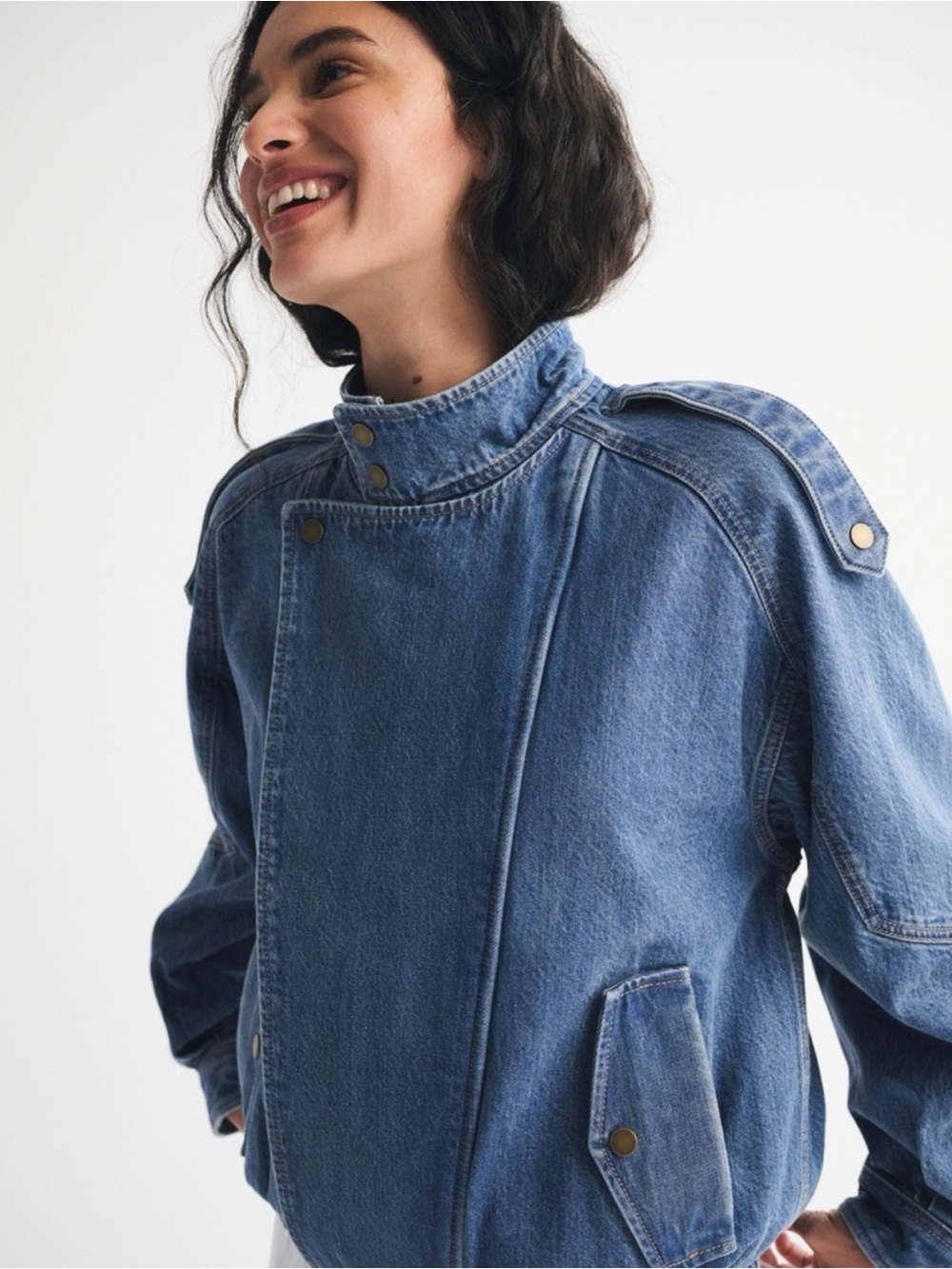 Abercrombie & Fitch relaxed, denim bomber jacket - Picture 2 of 10